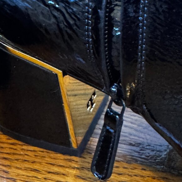 Tory Burch Women's Juliana Tumbled Patent Leather Booties Size 9 - Picture 7 of 12